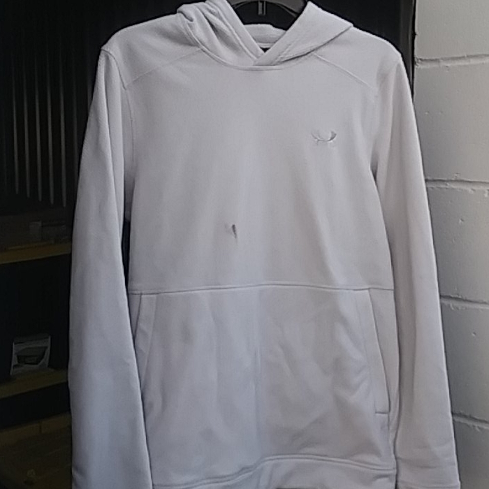 New small UA coldgear hoodie "as is" w spot